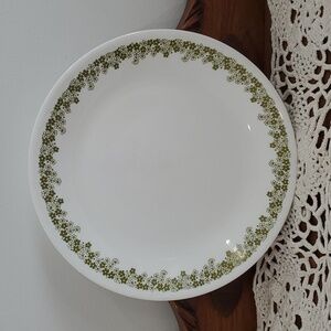 Vintage Crazy Daisy by Corelle Salad Plate 8.5"